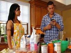 Muskel Babe beim Vaginal Training (0)