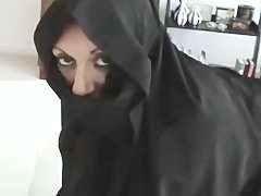 Iranergien gibt Footjob